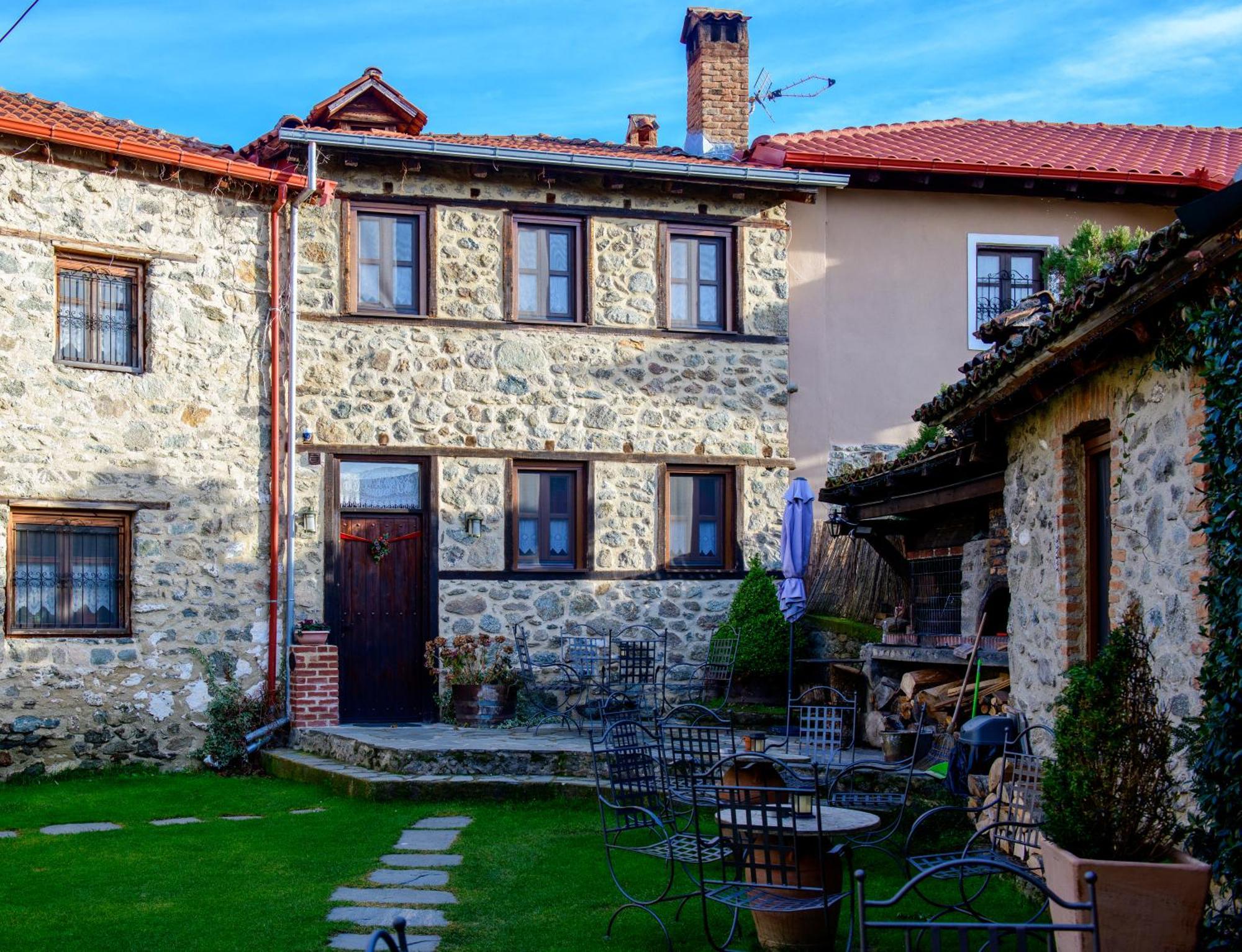 Agios Germanos Hotell Exteriör bild