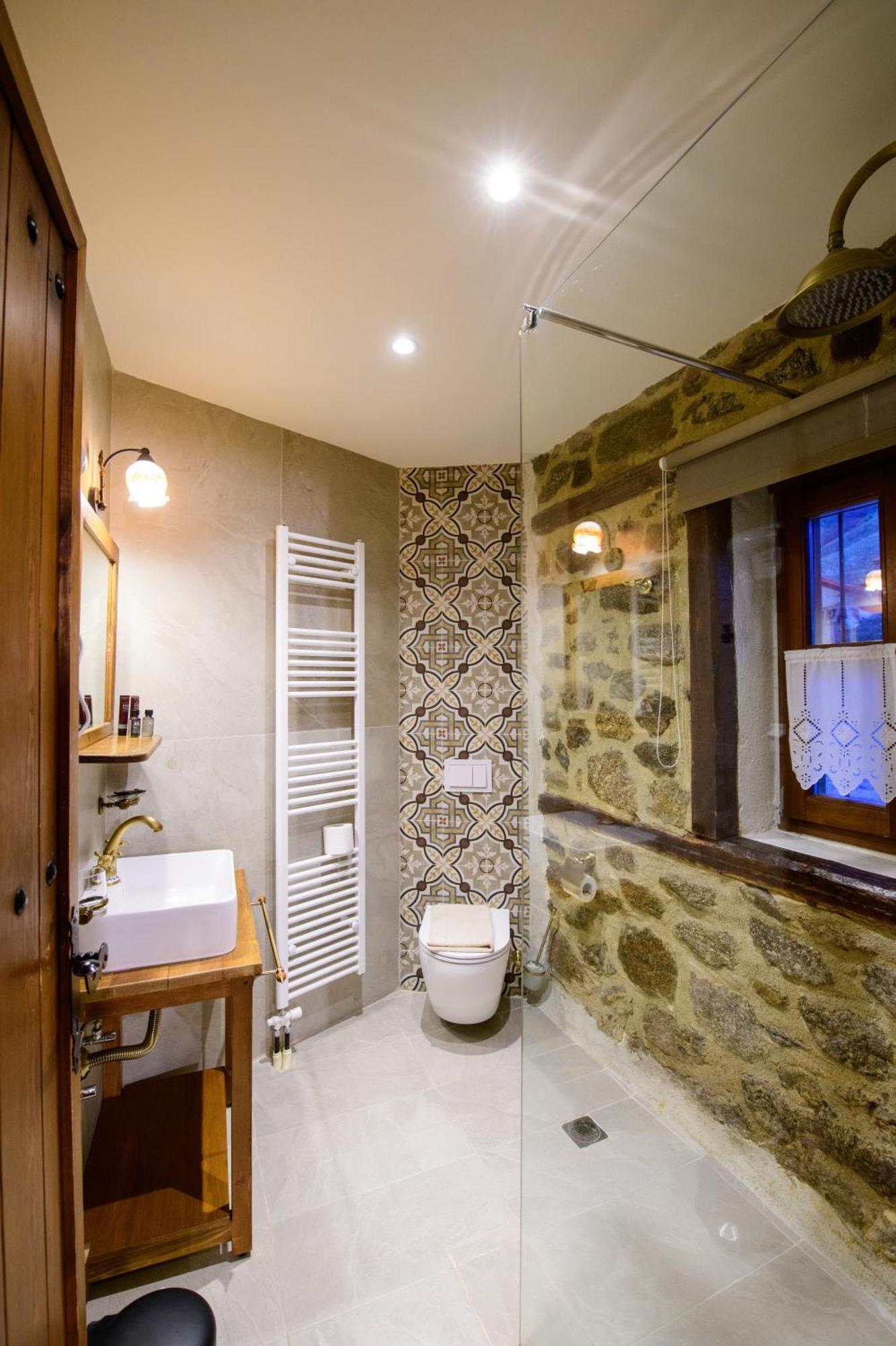 Agios Germanos Hotell Exteriör bild