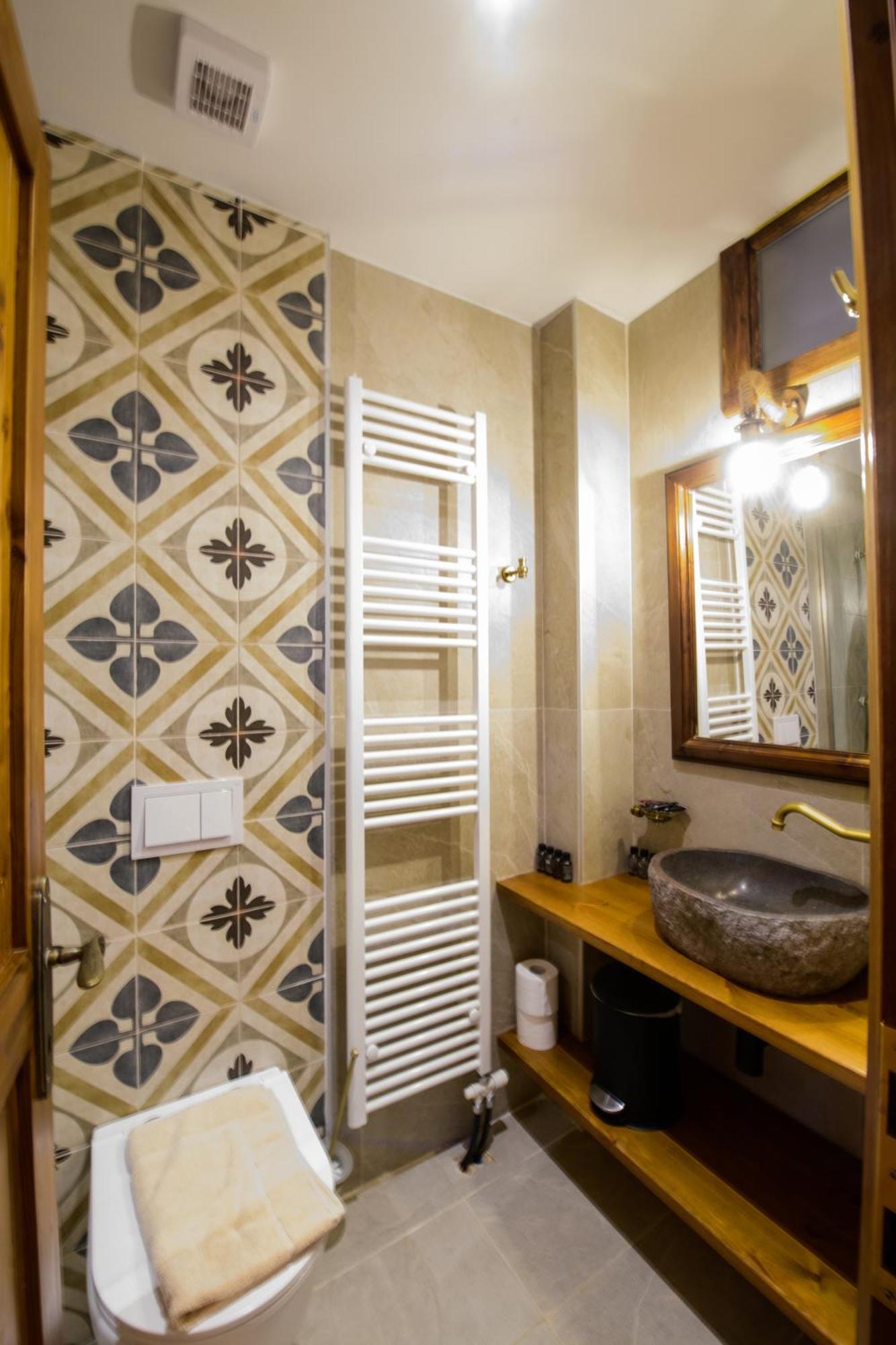 Agios Germanos Hotell Exteriör bild