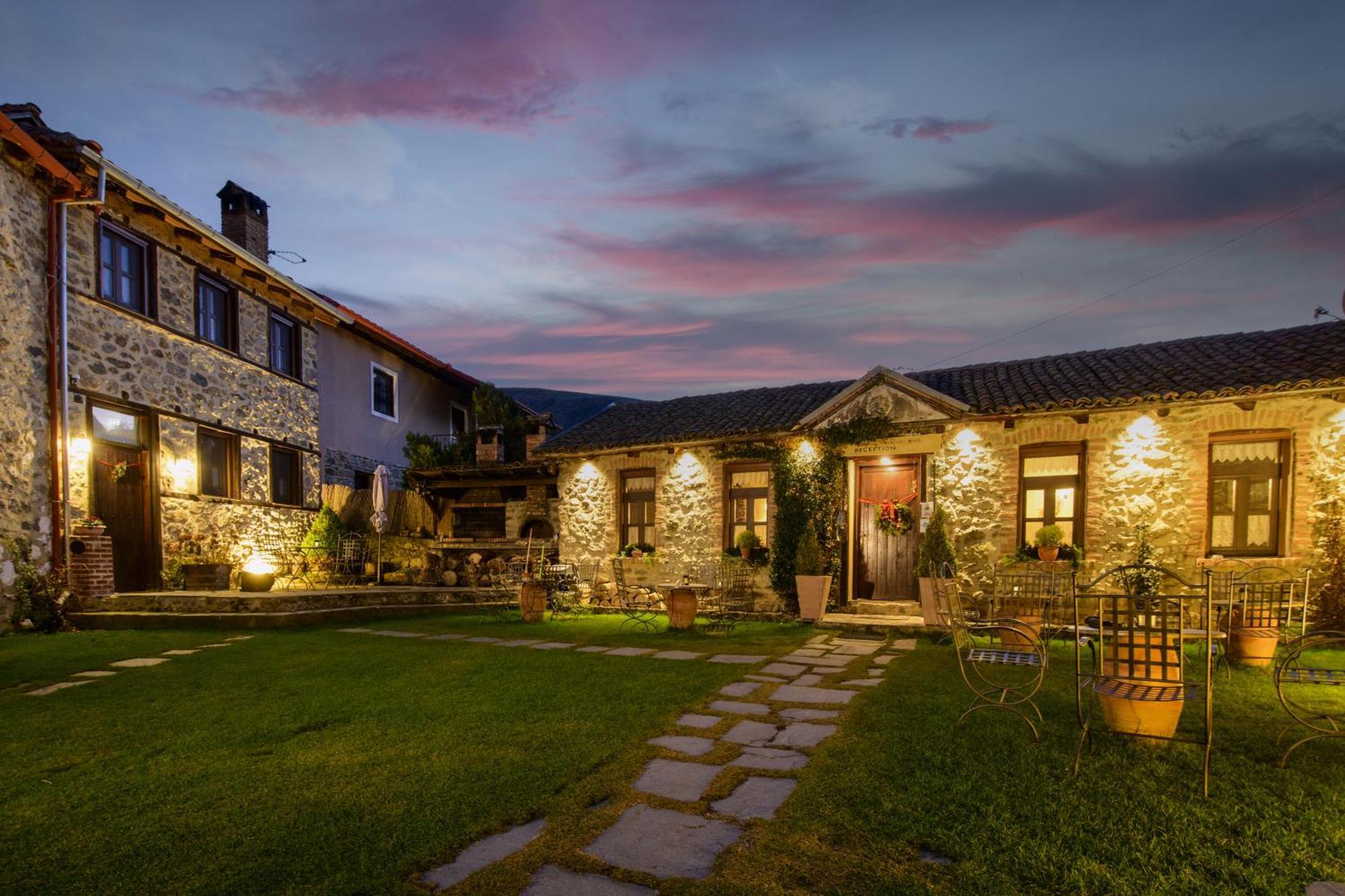 Agios Germanos Hotell Exteriör bild