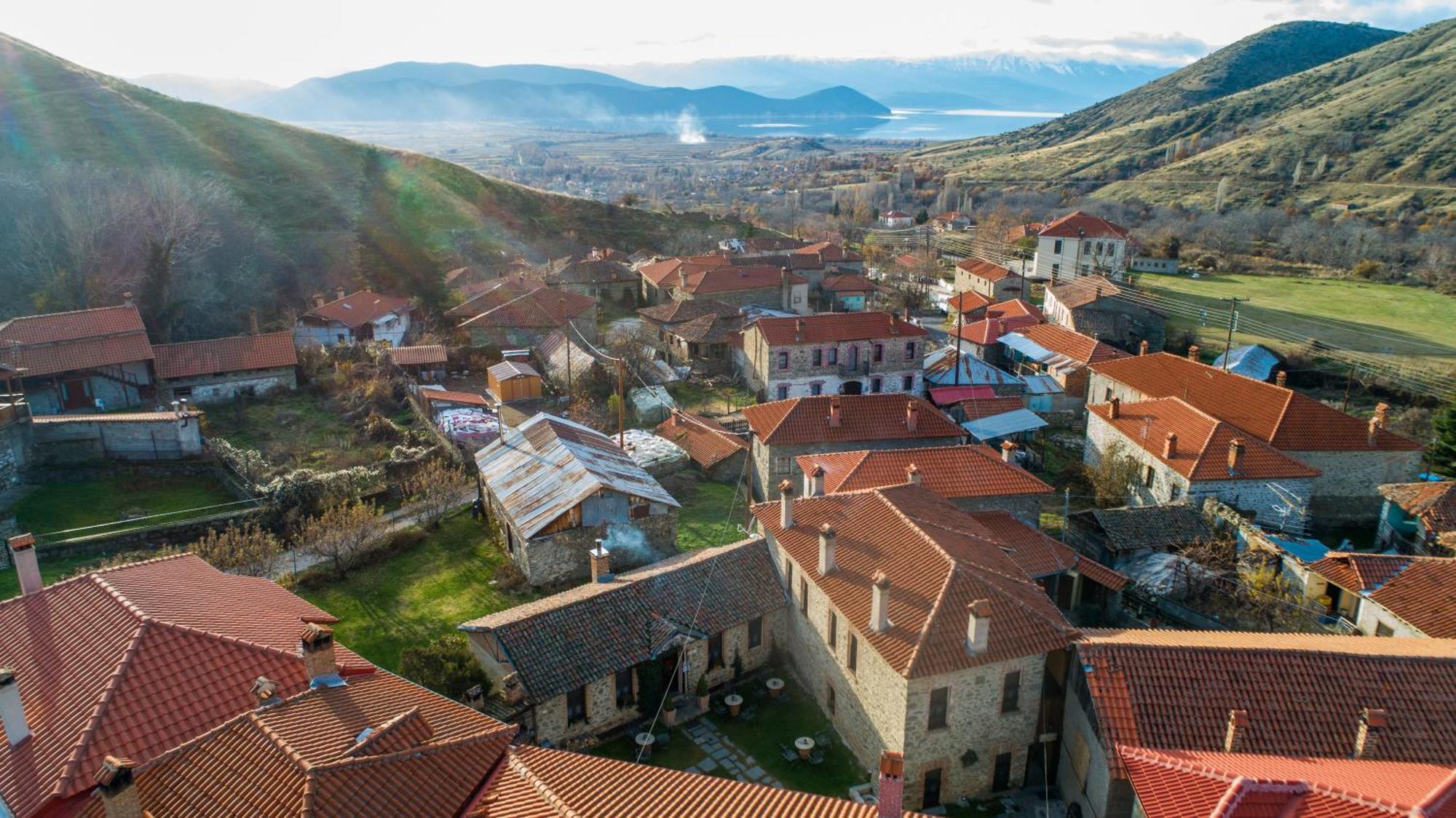 Agios Germanos Hotell Exteriör bild
